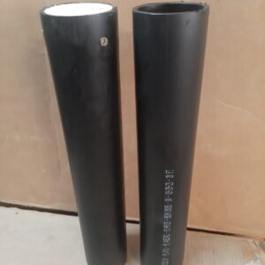 2.5" tube 16" long <br>1 1/2" plug